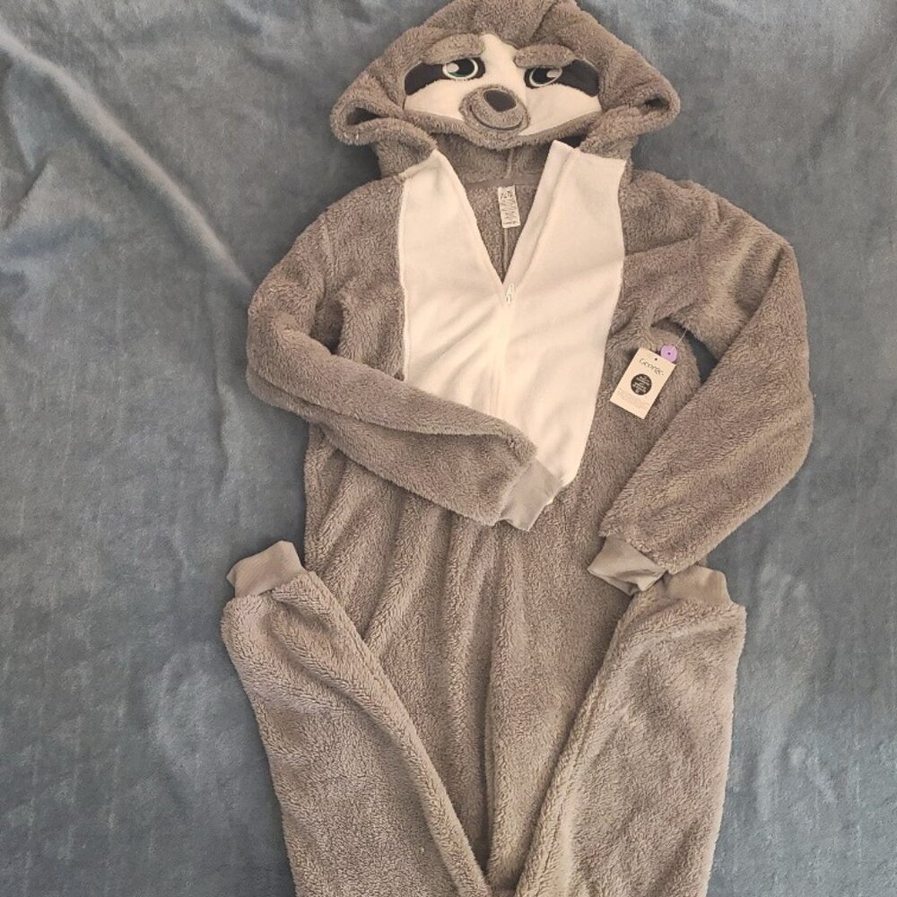 Girl's New w/ tag GEORGE Sleeper Sloth Size XL/TG (14-16)